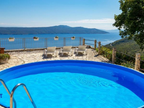 Отель Holiday Home Kristijana  Свети Мартин